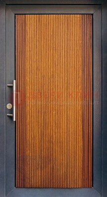 Коричневая входная дверь c МДФ панелью ЧД-03 в частный дом в Иваново