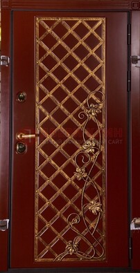 Бордовая металлическая дверь с ковкой ДК-10 для квартиры в Иваново