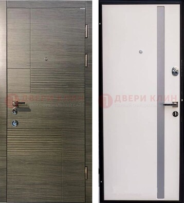 Стальная белая дверь c МДФ с молдингами ДМ-266 в Иваново
