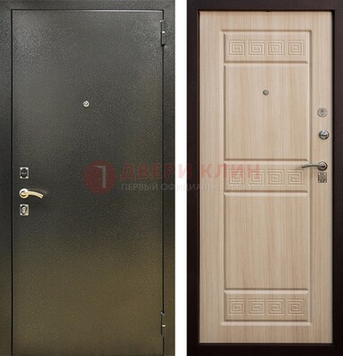 Железная темно-серая дверь с порошковым напылением и МДФ с резьбой ДП-276 в Иваново