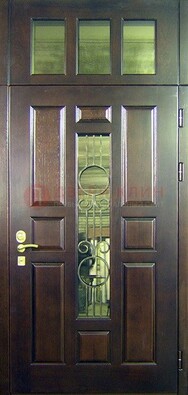 Парадная дверь со стеклянными вставками и ковкой ДПР-1 в офисное здание в Иваново