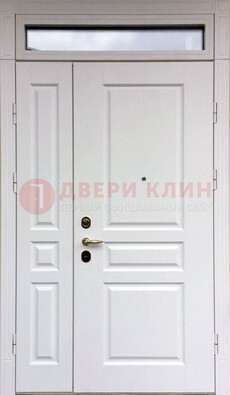 Белая двухстворчатая металлическая дверь со стеклом ДС-63 в Иваново