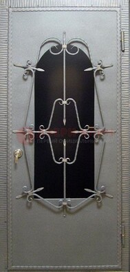 Железная дверь со стеклом и ковкой ДСК-74 для каркасного дома в Иваново