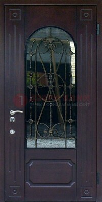 Стальная дверь со стеклом и ковкой ДСК-80 в загородный дом в Севастополе