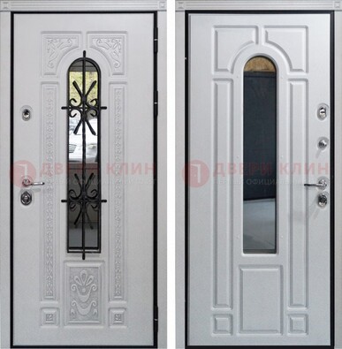Белая стальная дверь с виноритом и ковкой снаружи ДВТ-197 в Иваново