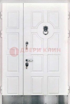 Белая входная дверь с виноритом ДВТ-246 в Иваново
