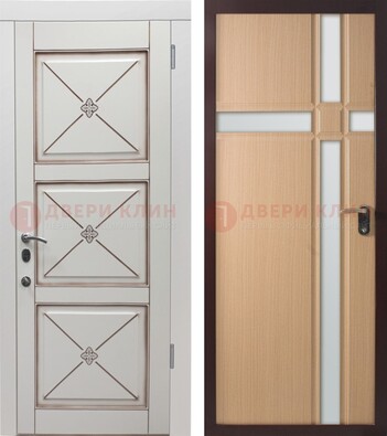 Белая уличная дверь с зеркальными вставками внутри ДЗ-94 в Иваново