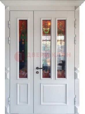 Белая полуторная металлическая дверь с витражом ВЖ-12 в Иваново